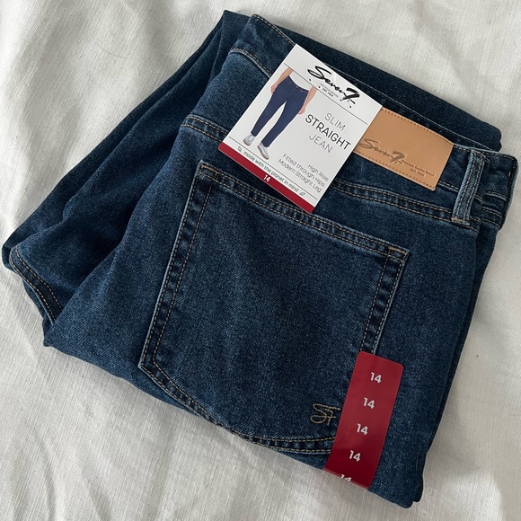 Seven7 Slim Straight Jeans Size 14 NWT - Picture 3 of 3